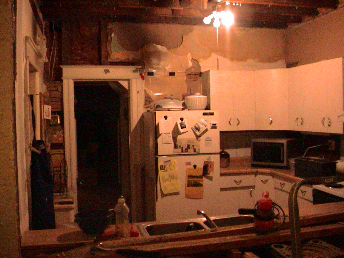 Kitchen 04.jpg